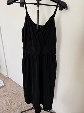 Women’s Black V-Neck Spaghetti Strap Dress